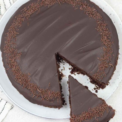 Eggless Microwave Chocolate Cake with Hershey's Syrup