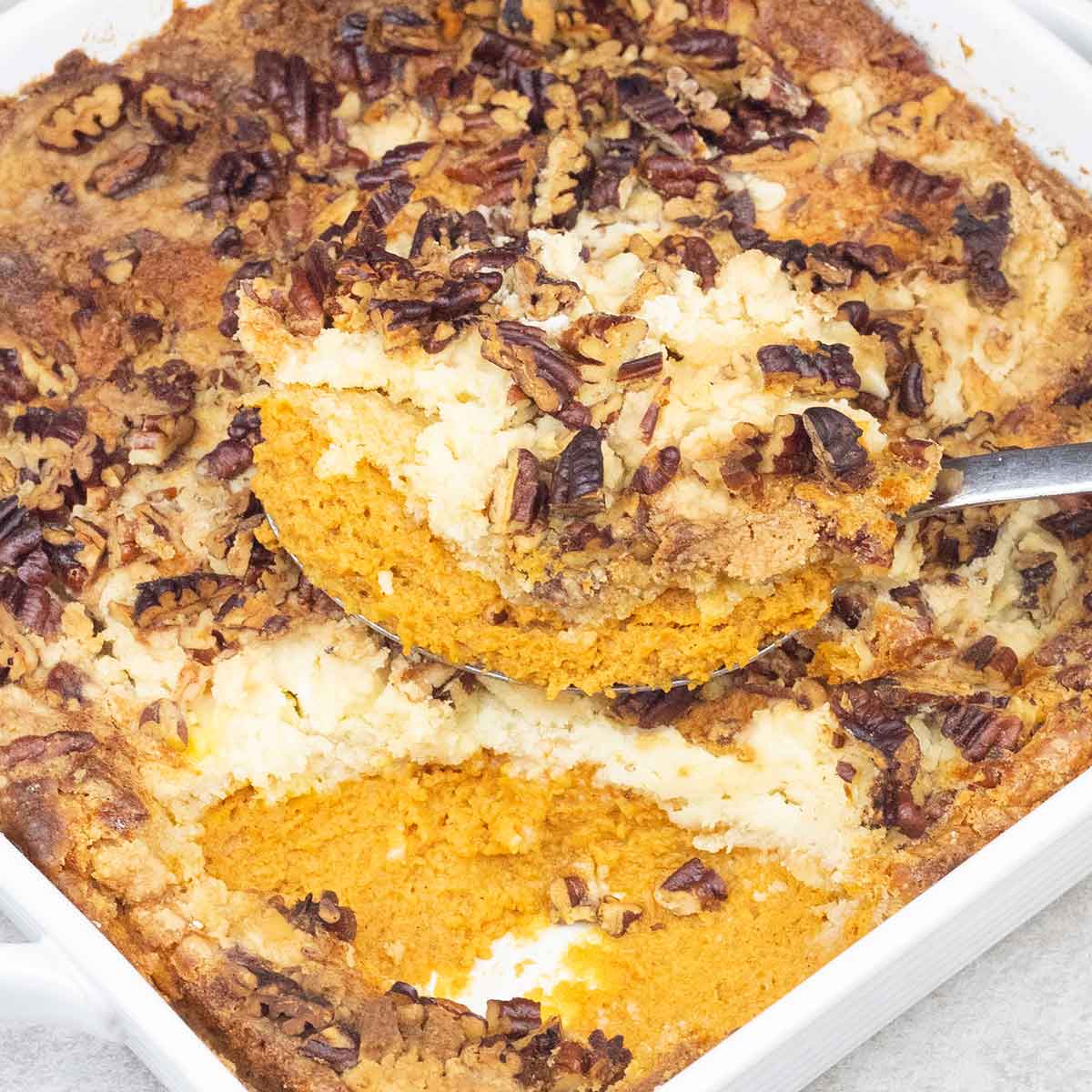 Pumpkin Dump Cake Recipe