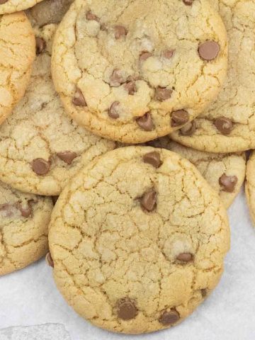 cloud cookies with chocolate chips.