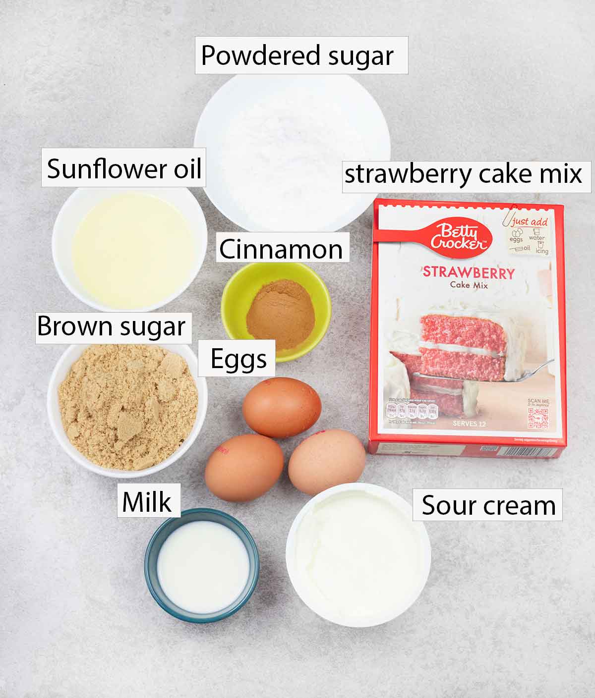 ingredients needed to make strawberry honey bun cake.
